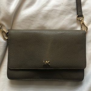Michael Kors Crossbody Bag